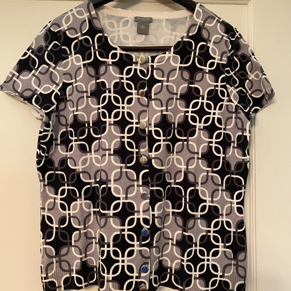 Women’s Ann Taylor top